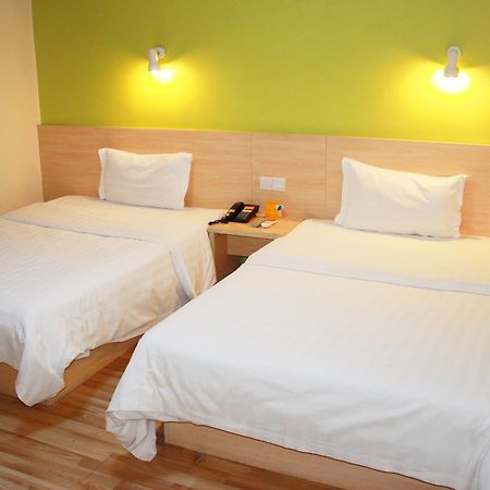 7Days Inn Huludao Xingcheng Hot Spring Street Exterior foto